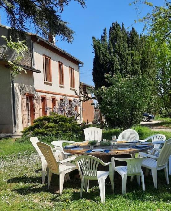 Maison De Famille Avec Parc Arbore Montauban Exterior photo